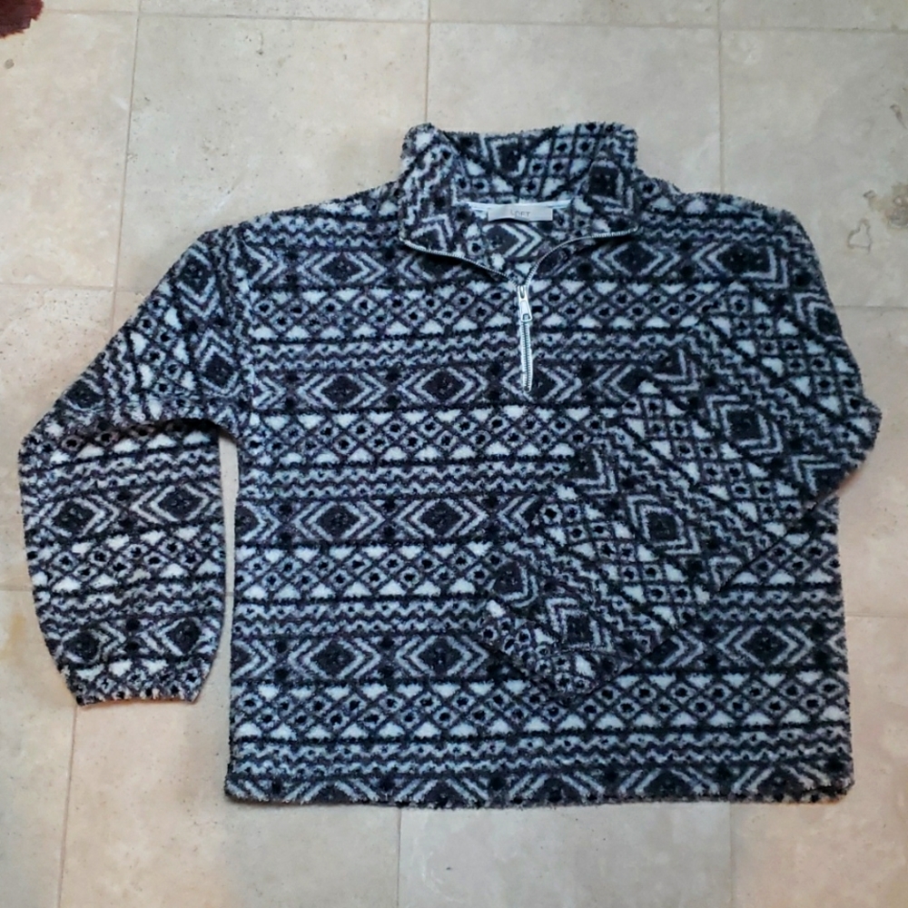Fleece Black and White Print